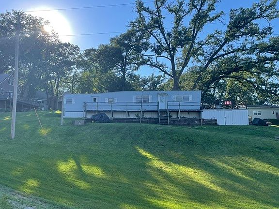 3rd image of 164 Whippoorwill Rd