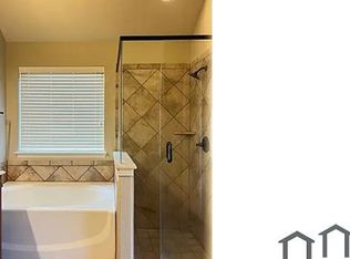 8117 Canyon Dr, Aubrey, TX 76227