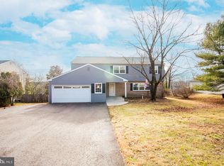 736 Mockingbird Ln, Audubon, PA 19403