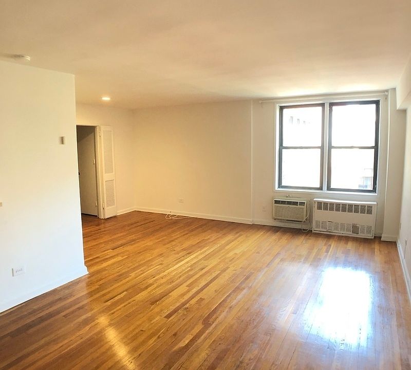 1st image of 315 Ocean Pkwy #A6