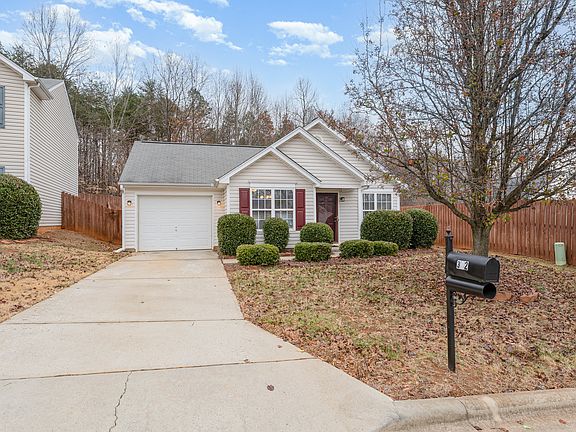 2nd image of 302 Apple Ridge Rd