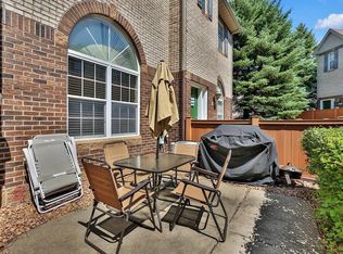 6473 Regency Ln, Eden Prairie, MN 55344