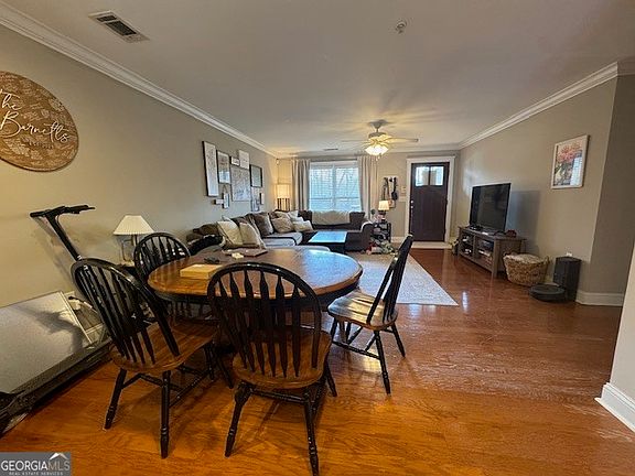3rd image of 490 Barnett Shoals Rd APT 229
