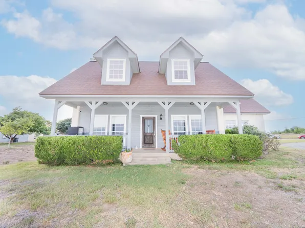241 Private Road 3808, San Antonio, TX 78253