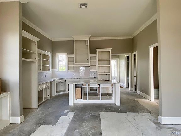 2nd image of 266 Marmande Ave