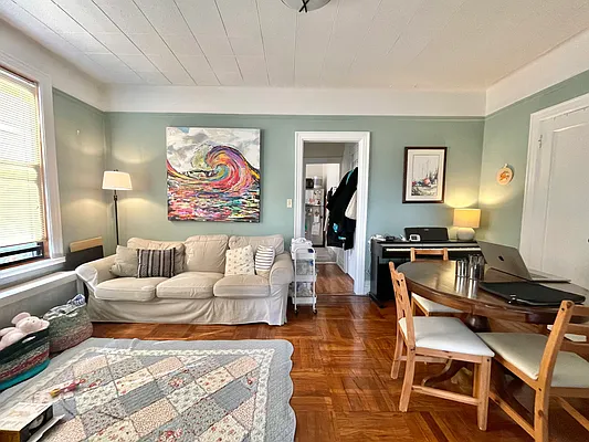 Rented by Keller Williams NYC | media 19