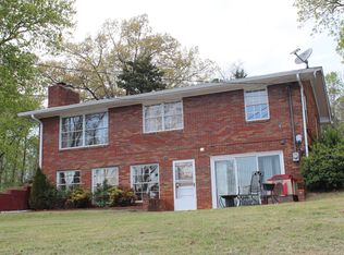 836 Lakeshore Dr, Dandridge, TN 37725