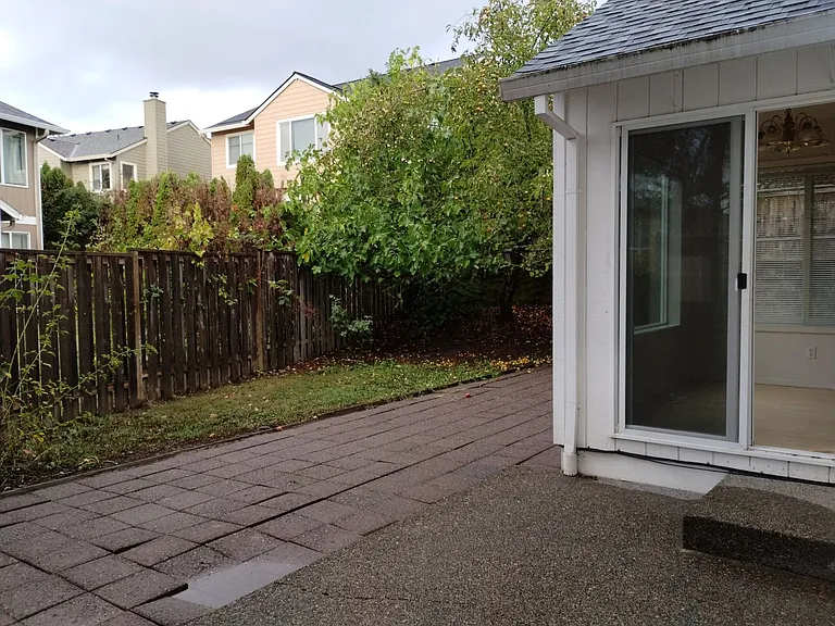 15133 NW Fawnlily Dr — Photo 25