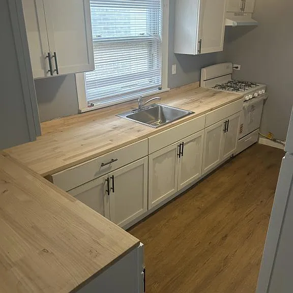 7948 S Marshfield Ave — Photo 4