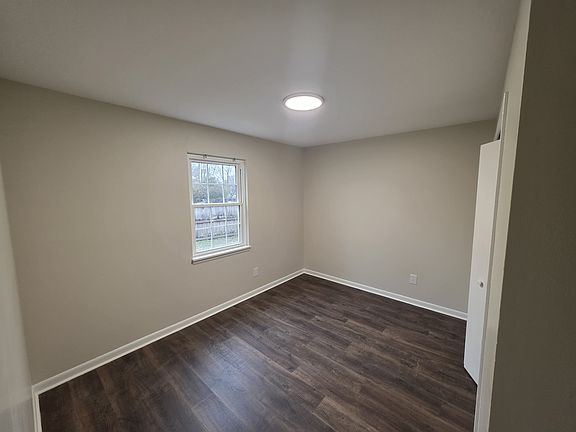 4th image of 707 Windham St NE APT B