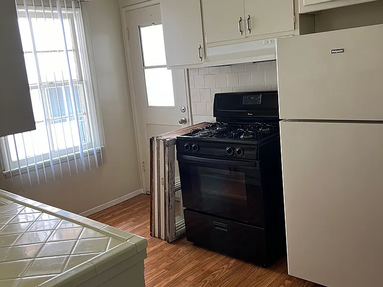 Magnolia Apartments — Photo 15