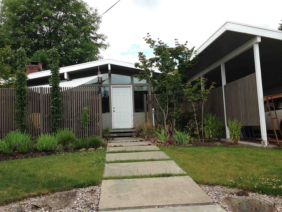 2nd image of 6539 38th Ave NE
