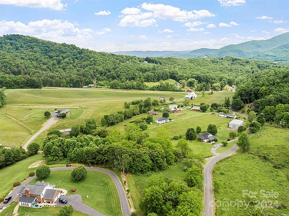 2nd image of 1775 Green Mountain Dr