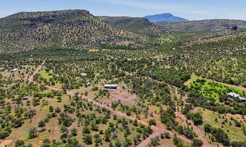 1st image of 107 Colleen Canyon Trl