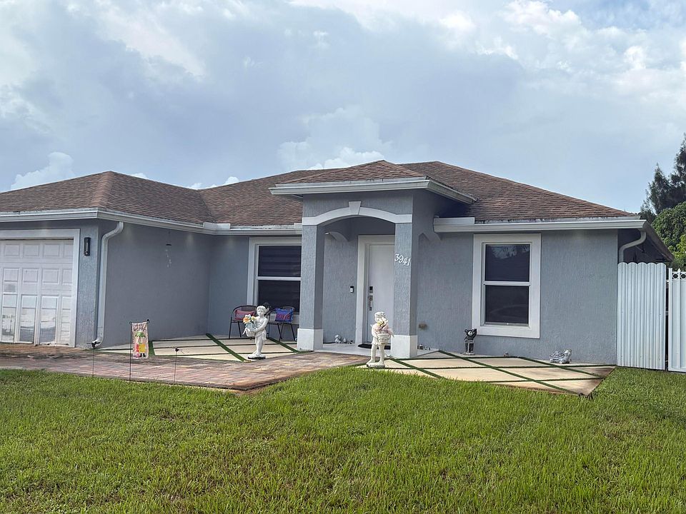1st image of 3941 TROPICAL Way