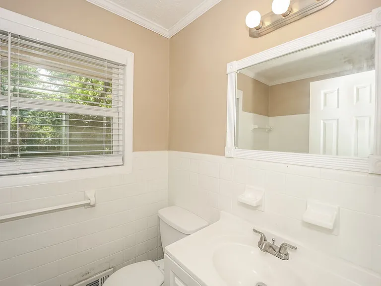 303 Mercer Dr — Photo 14