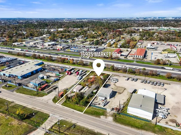 16935 Market St, Channelview, TX 77530