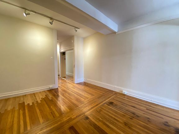 2nd image of 555 Ofarrell St APT 201