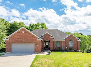 1417 Barberry Ct, Troy, OH