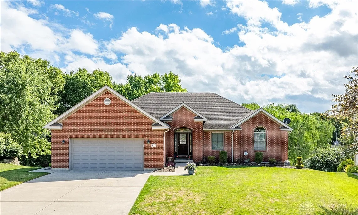 1417 Barberry Ct photo 1