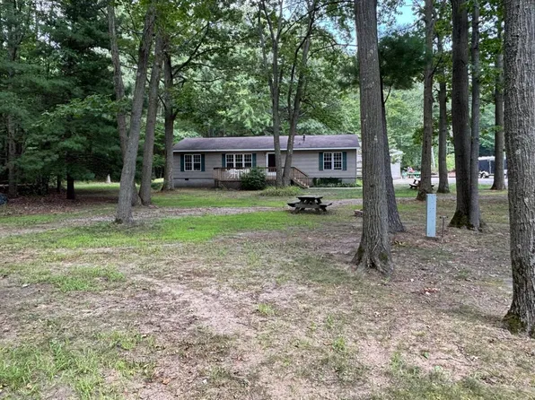 10940 W Olive Rd, Grand Haven, MI 49417
