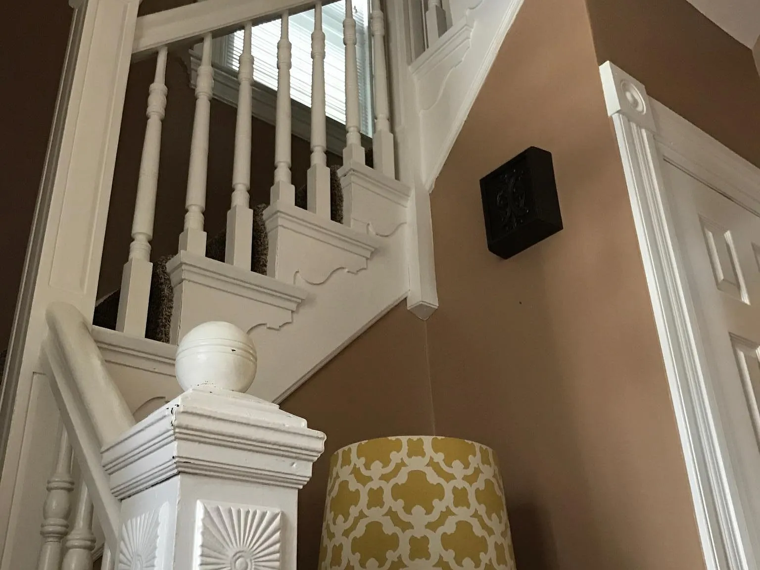 2 bed, 1.5 bath, 1400 sqft, $1,800 — Photo 3