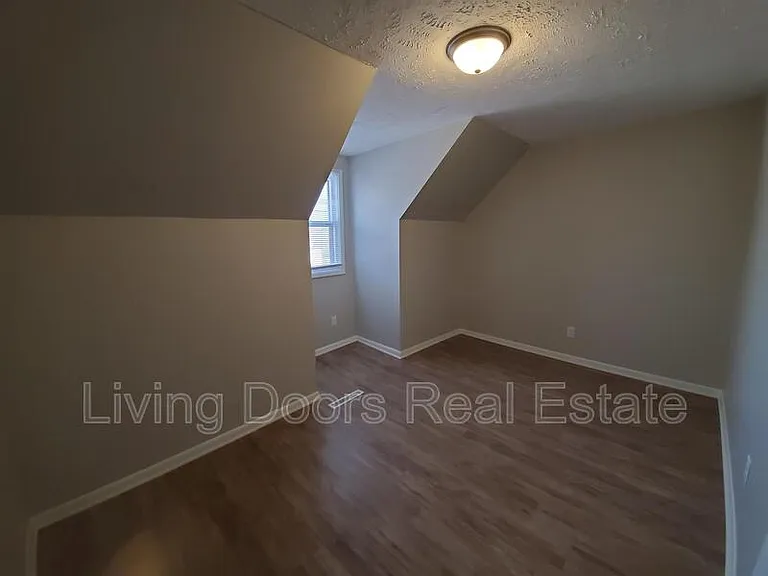 838 F St — Photo 14