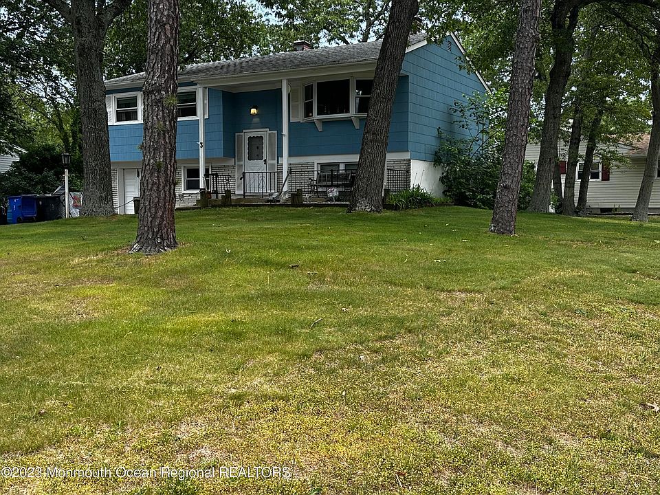 1st image of 3 Larch Court