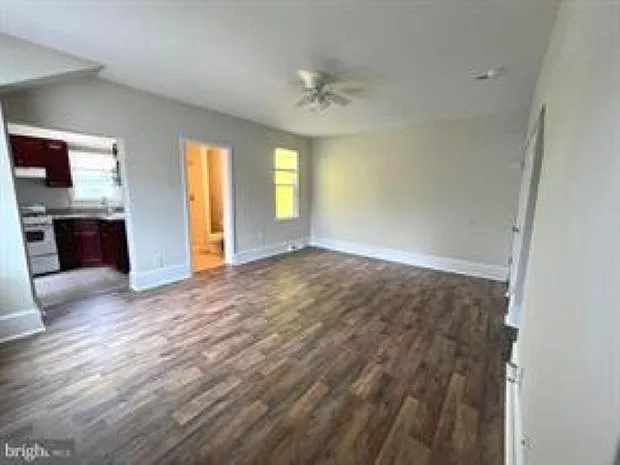 131 Union St #B — Photo 9