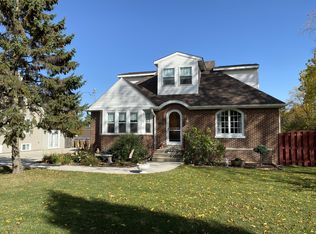 8123 Cooper Rd, Kenosha, WI 53142