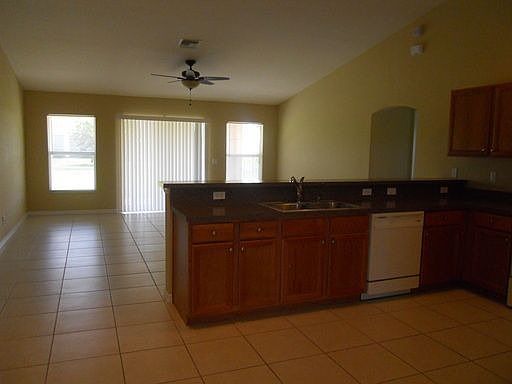 5th image of 813 El Dorado Blvd N