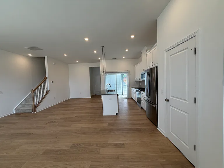 200 Silver Fleet Dr — Photo 4