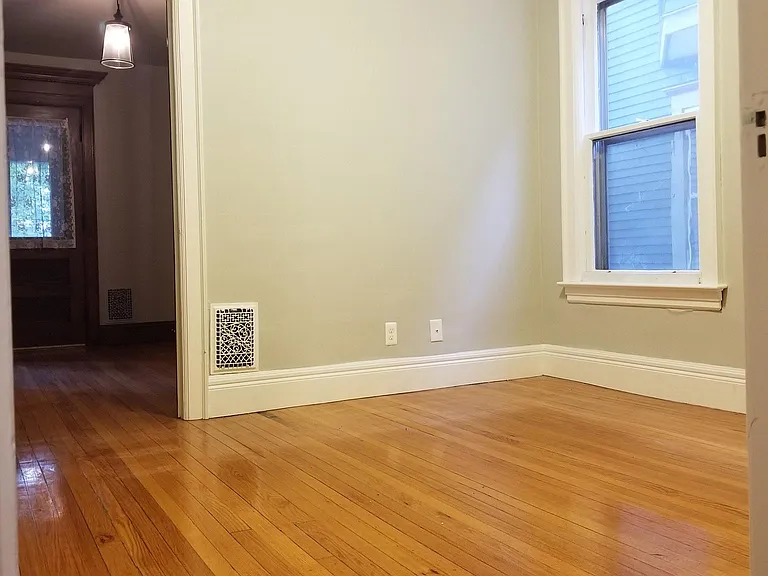 35 Granger Pl #1 — Photo 11