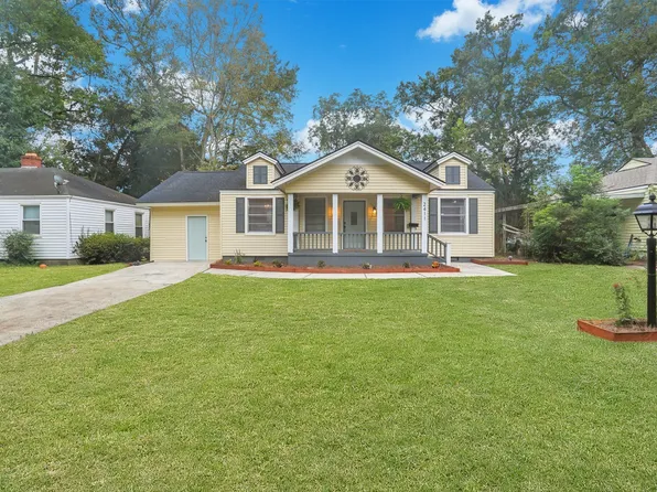 2411 E 39th St, Savannah, GA 31404
