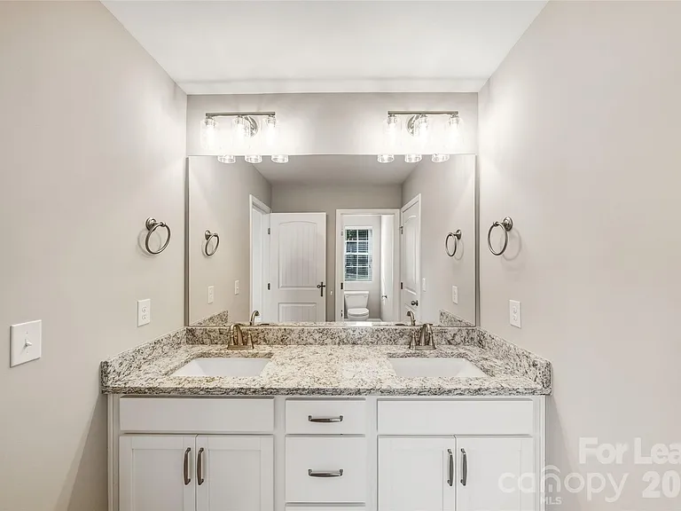 11507 Valley Oaks Ln — Photo 27