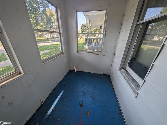 2nd image of 1104 S 10th St