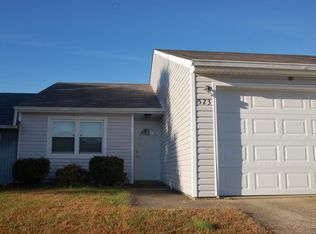 523 Independence Ct, Radcliff, KY 40160