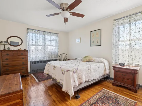 67-12 Yellowstone Boulevard image 8 of 20