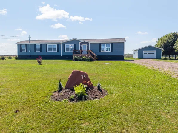 74 Campbell Rd, Bedford Parish, PE C1B 0V7