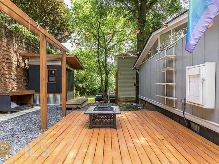 Outdoor Entertaining space.