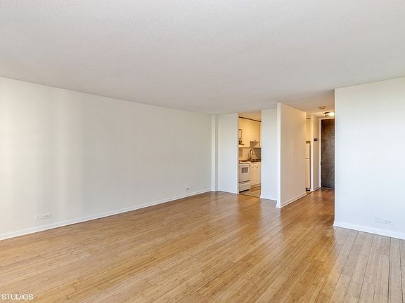 3rd image of 5100 N Marine Dr APT 6K