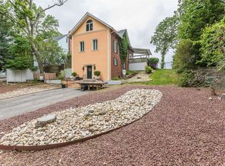 72 N Creek Rd, Northport, NY 11768