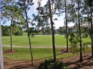 7320 Glenmoor Ln #107, Naples, FL 34104