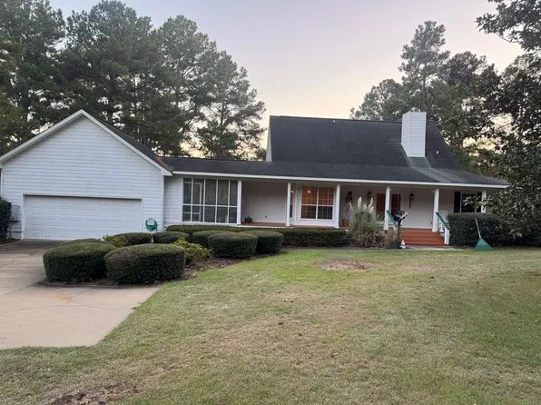 303 Bailey Dr, Jesup, GA 31545