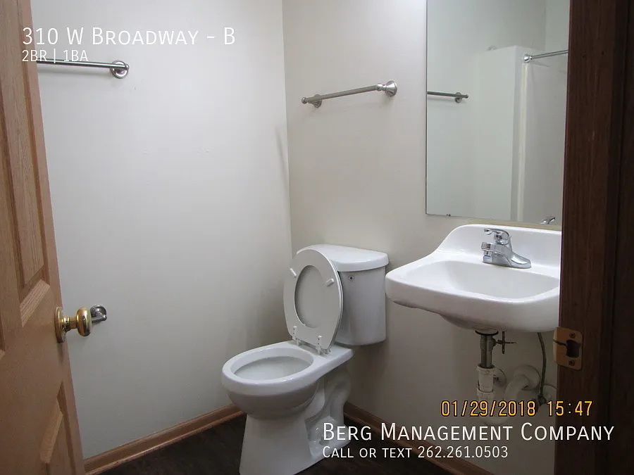 Two Bedroom One Bath — Photo 3