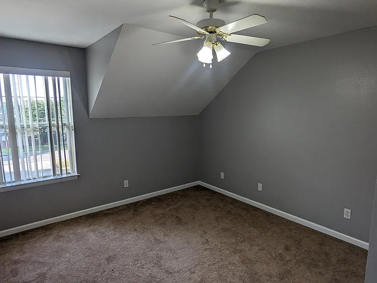 275 Timber Ridge Dr — Photo 7