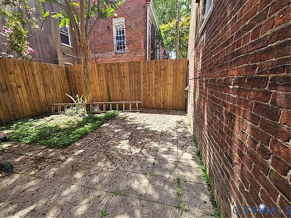 2nd image of 2817 E Grace St
