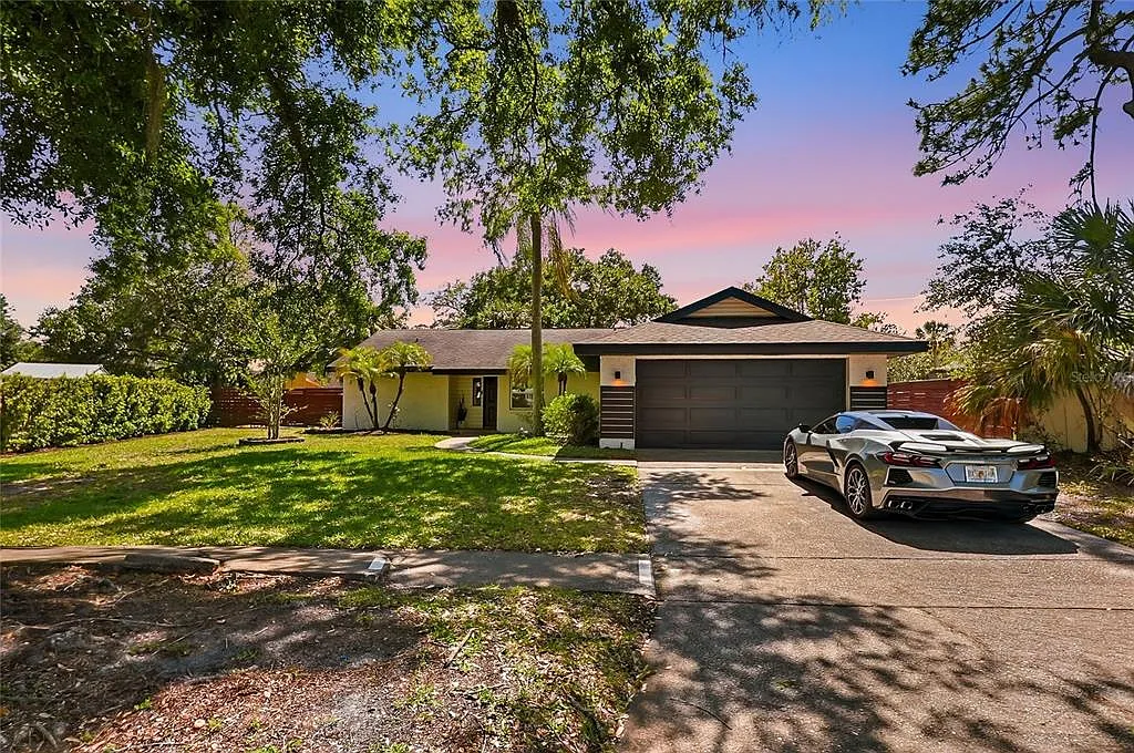 3 bed, 3.0 bath, 1633 sqft, $3,995 — Photo 1