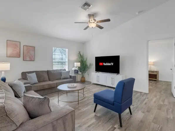 920 NW 17th St, Cape Coral, FL 33993