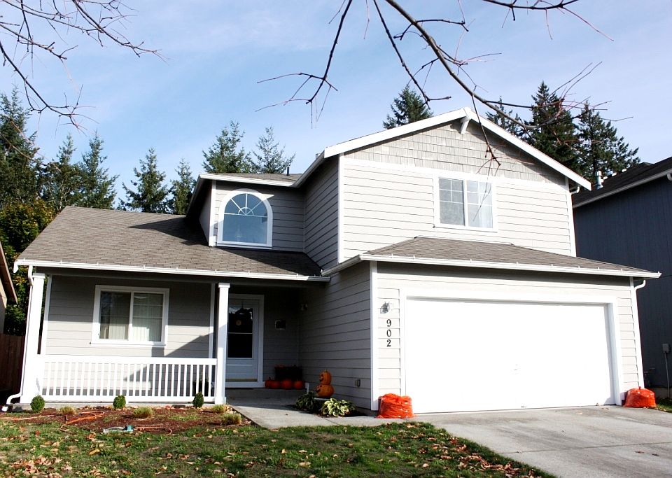 1st image of 902 Gina Ct SE